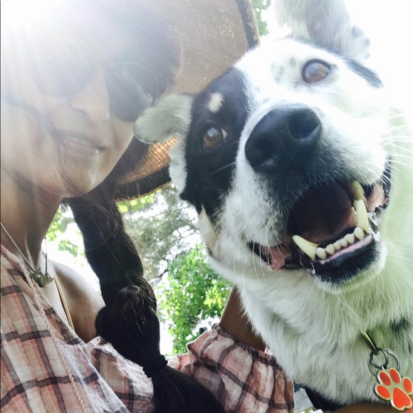 Meet your Posher, Michelle - Picture 1 of 3